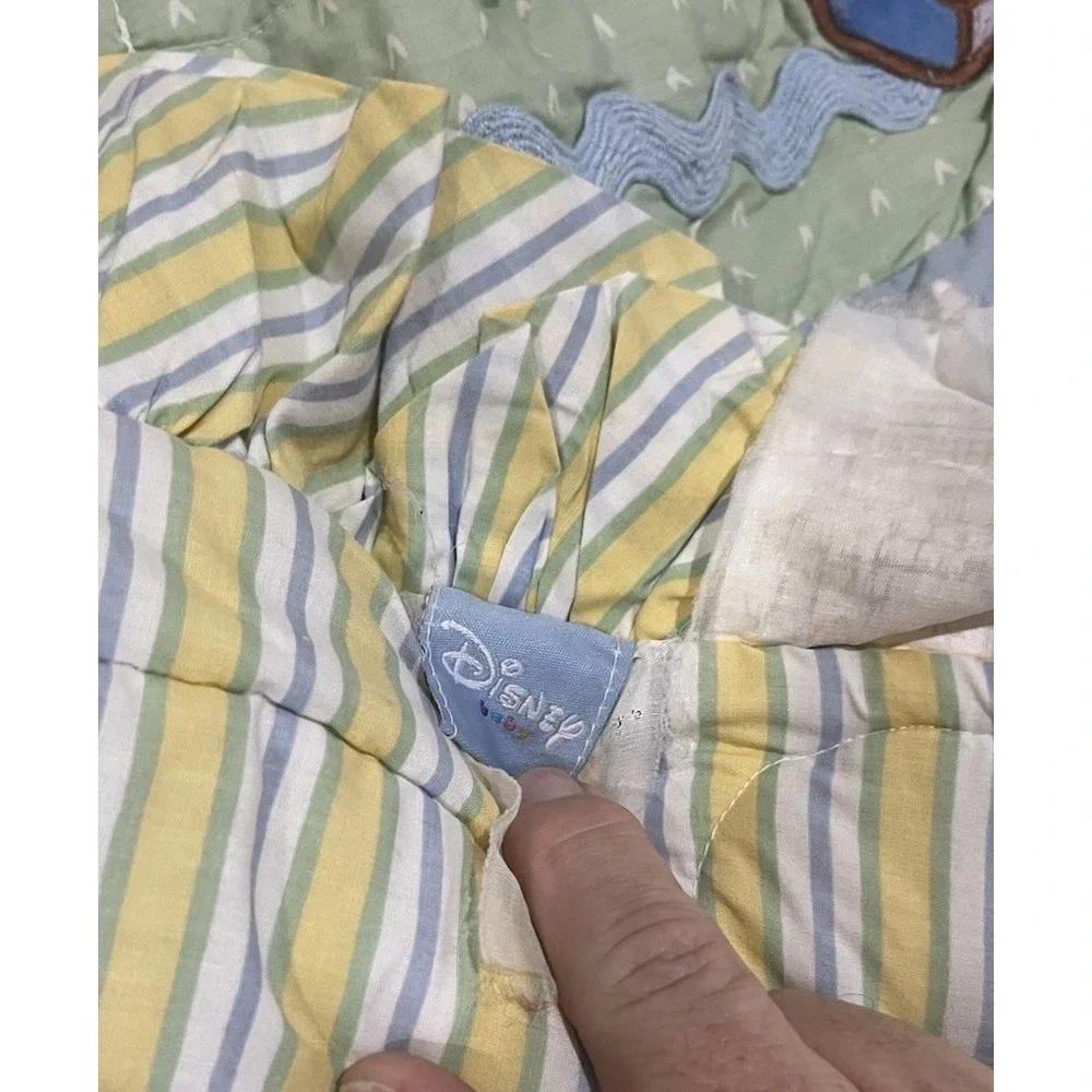 Vtg Winnie The Pooh Disney Baby Comforter Crown Craft Reversible‎ Ruffle 36x48